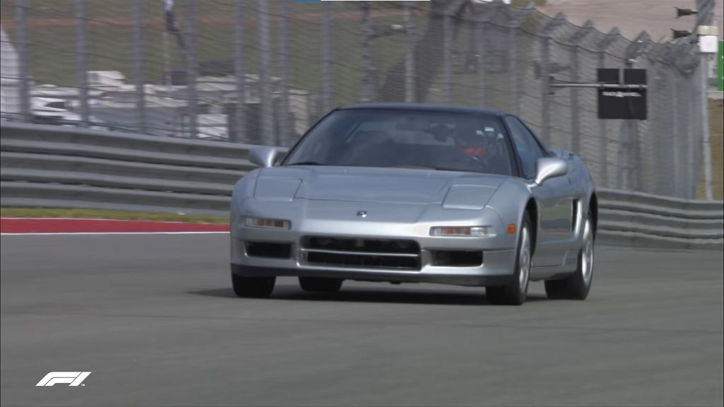 Пилот Формулы-1 Пьер Гасли за рулем Acura NSX. Он был похож на Айртона Сенне [ВИДЕО]