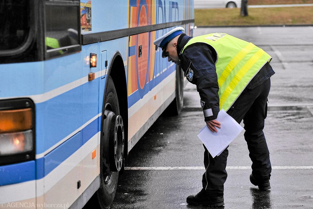 Safe Bus 2020. Что делать, если мы хотим, чтобы службы проверили автобус нашего ребенка?