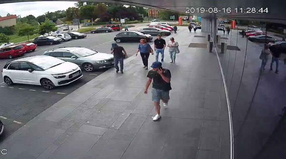Новый метод воров – ограбили водителя с помощью металлической трубы