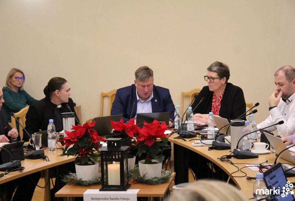 Члены совета Марека отказались от субсидий ЕС на дороги. Они боятся «15-минутного города»