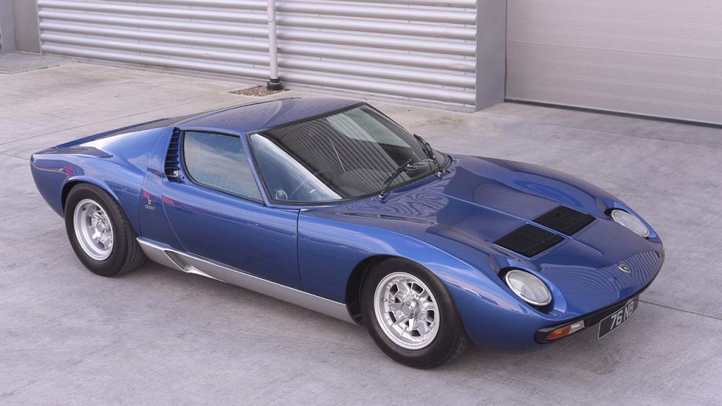 Аукционы | На продажу выставлен Lamborghini Miura Рода Стюарта.
