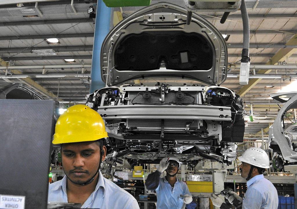 Toyota Industries приостанавливает поставки дизельного топлива. Проблемы коснутся клиентов по всему миру.