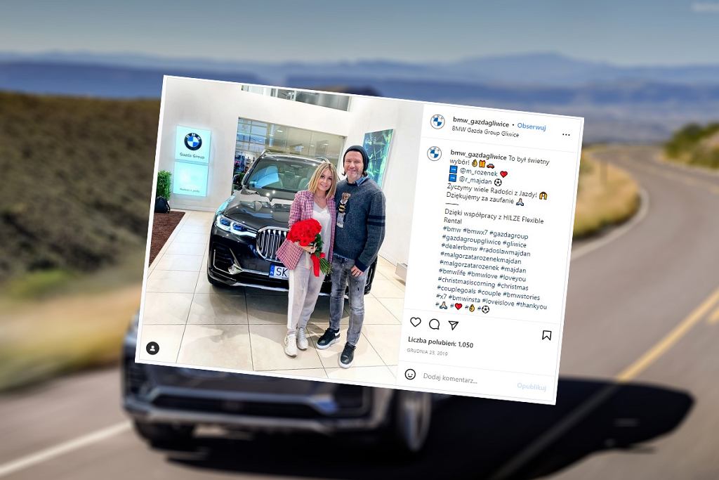 Малгожата Розенек-Майдан паркует большой BMW на автобусной остановке. Он делает покупки и уезжает