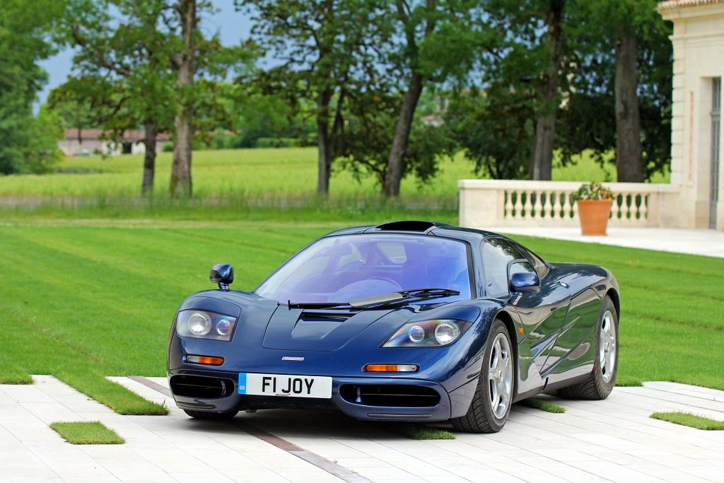 Рекорд продаж McLaren F1. Уникальный автомобиль по нескольким другим причинам
