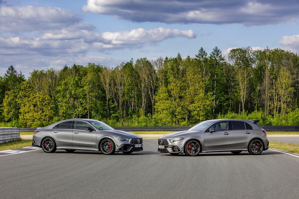 Mercedes-AMG A45 и A45S – 3,9 секунды до 100 км/ч в компактном автомобиле
