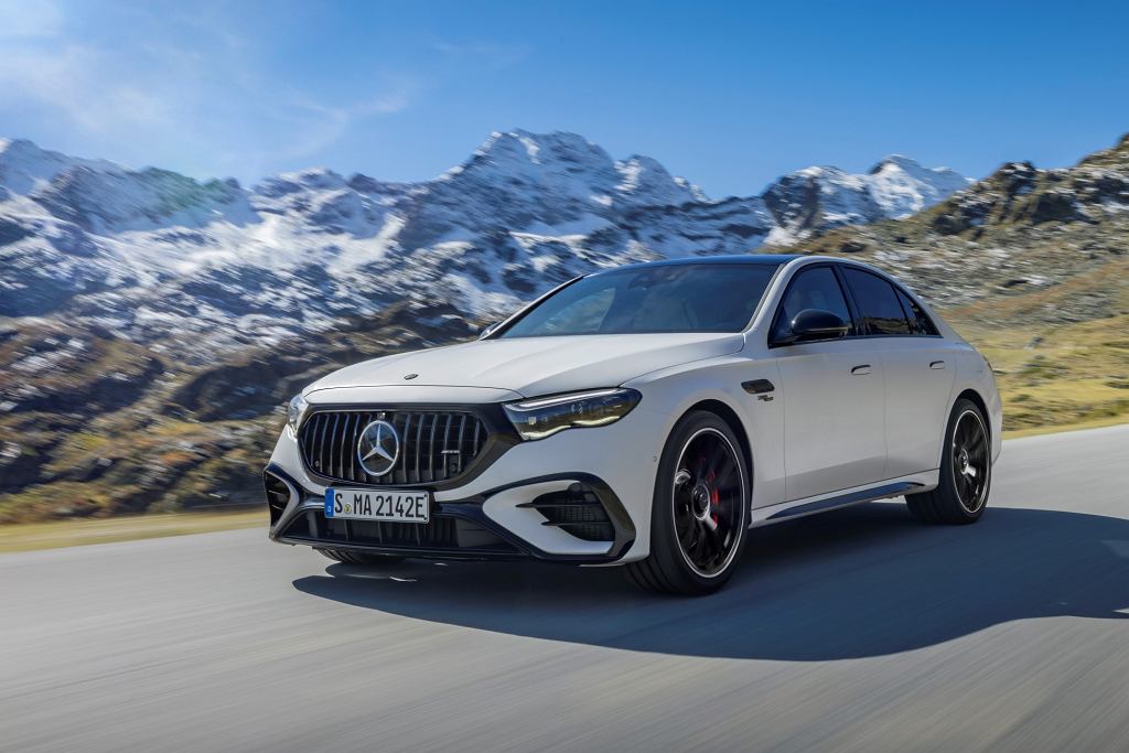 Mercedes-AMG E53 уже на подходе. Он имеет мощность 585 л.с. и шесть цилиндров. Ждем демоническую Е63!