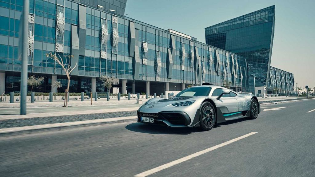 Mercedes-AMG One дебютировал. Автомобиль оснащен двигателем F1.