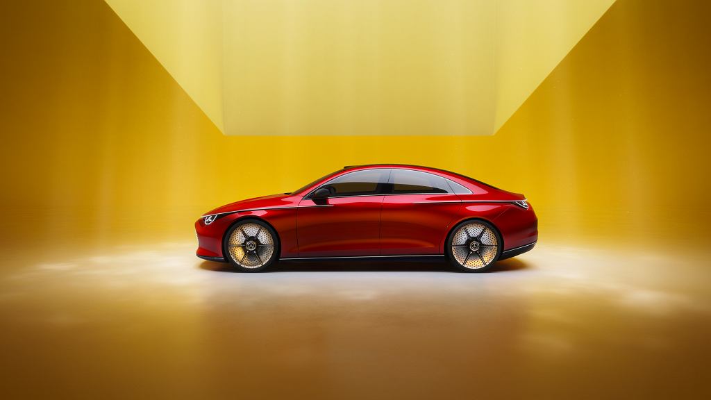 Mercedes ликвидирует семейство электрических EQ. Клиентам это не понравилось