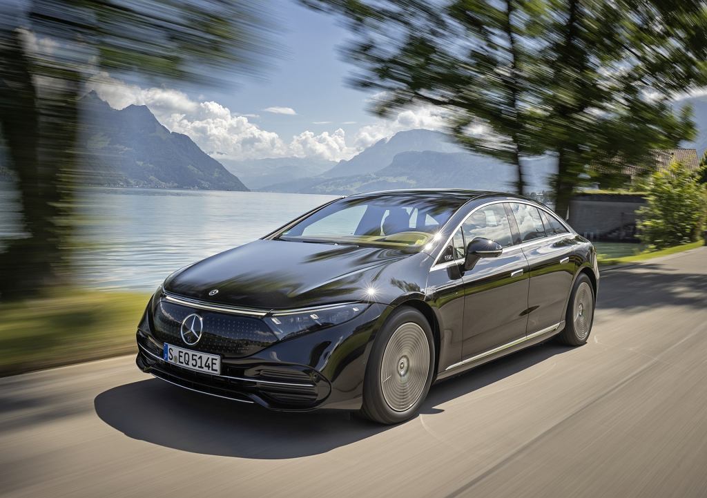На новый Mercedes EQS указаны польские цены. И они такие, как мы думали