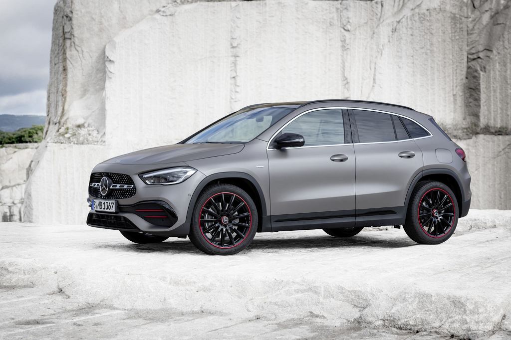 Новый Mercedes GLA – мы знаем польские цены. Они начинаются от 158 200 злотых.