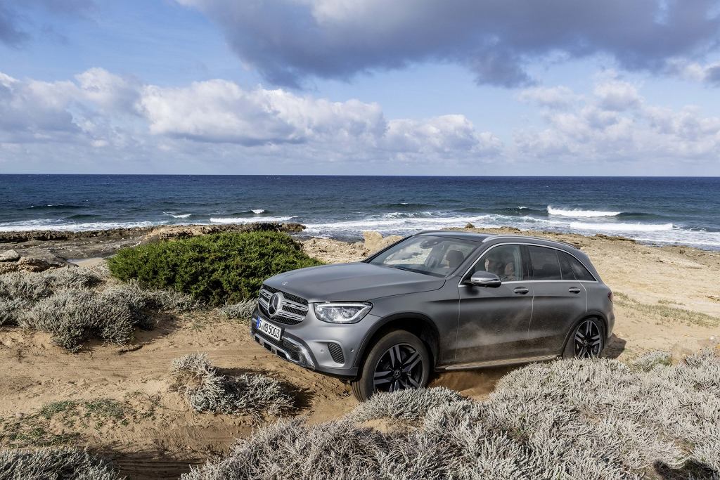 Mercedes GLC и Mercedes GLC Coupe - прайс-лист 2019. Внедорожник среднего класса теперь доступен в Польше