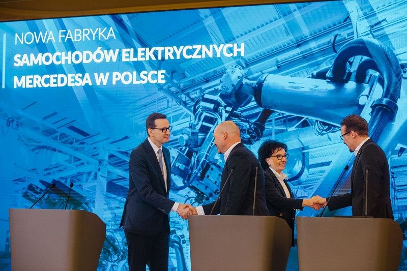 Mercedes инвестирует в Польшу. Они построят завод под Явором