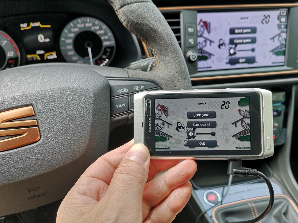 Он обогнал Apple CarPlay и Google Android Auto. Теперь он исчезает молча