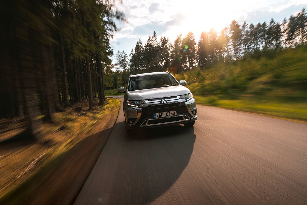 Отзывы Moto.pl: Mitsubishi Outlander 2.0 150 л.с. AWD/CVT - для консерваторов