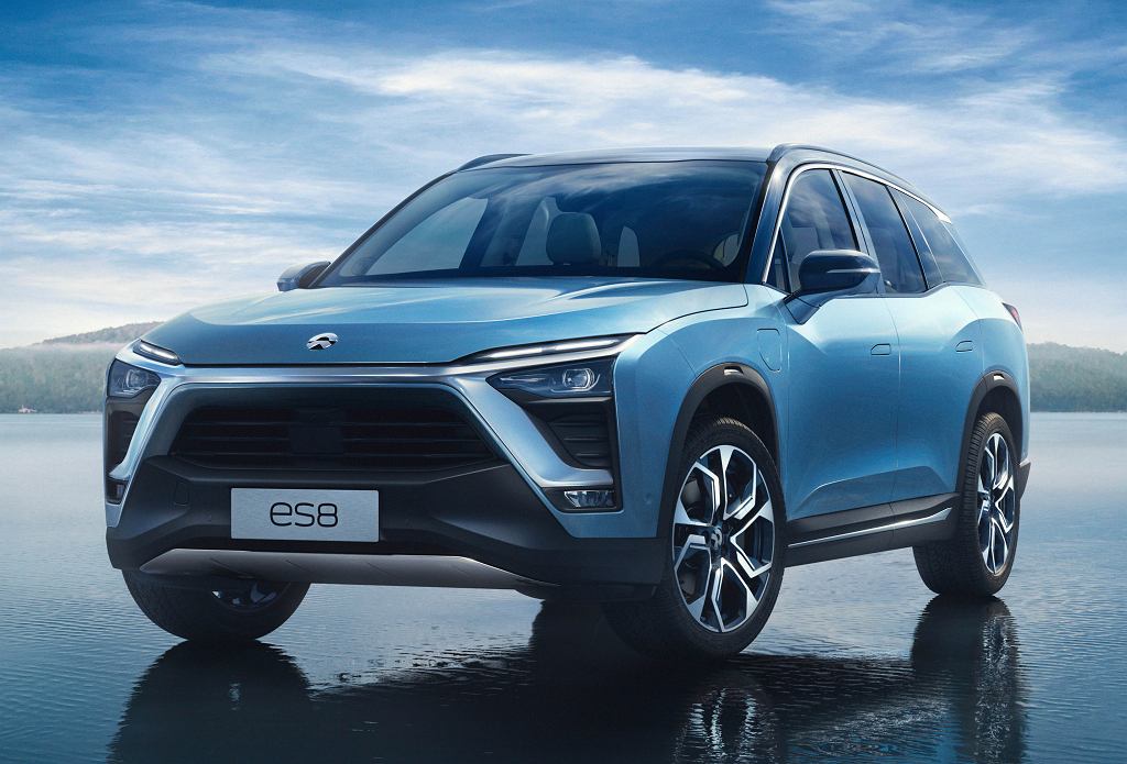 NIO официально находится в Европе. Китайцы выходят на рынок с внедорожником ES8 и седаном ET7.