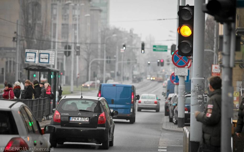 Переход на желтый свет. Предусмотрено ли за это какое-либо наказание?