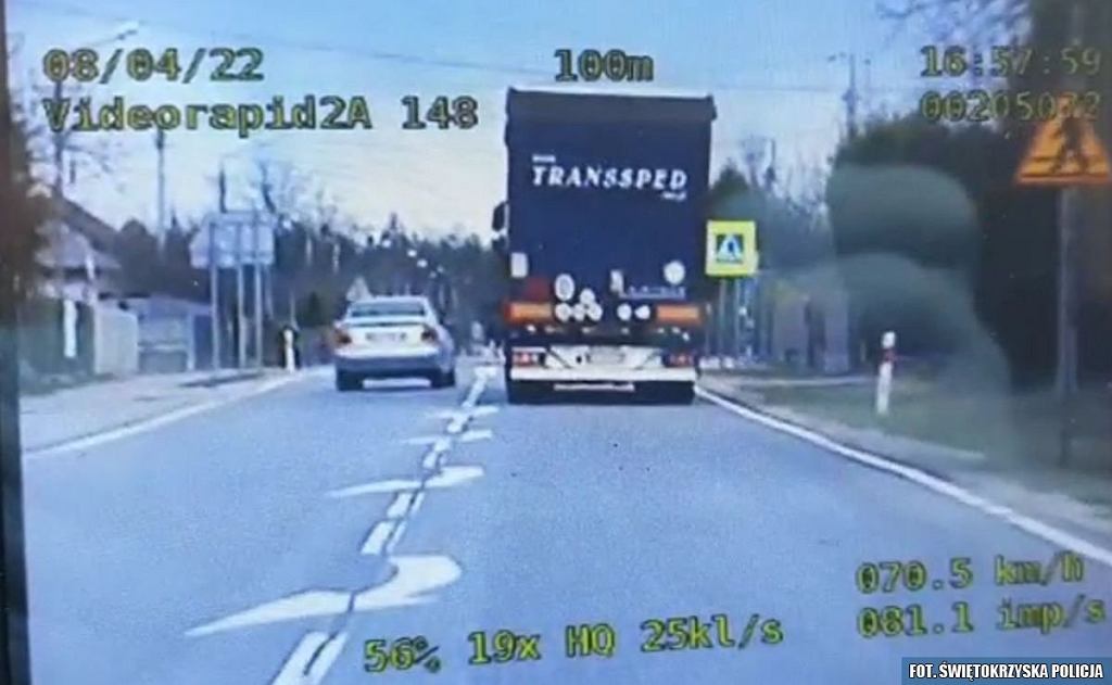 Он обогнал на пешеходном переходе. Он не знал, что за ним следила полиция