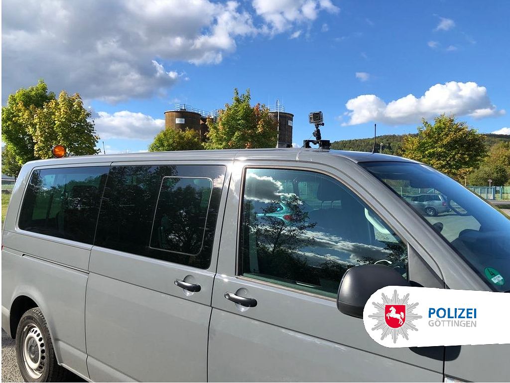 Не фотографируйтесь в автобусе с камерой Gopro на крыше, иначе получите билет.