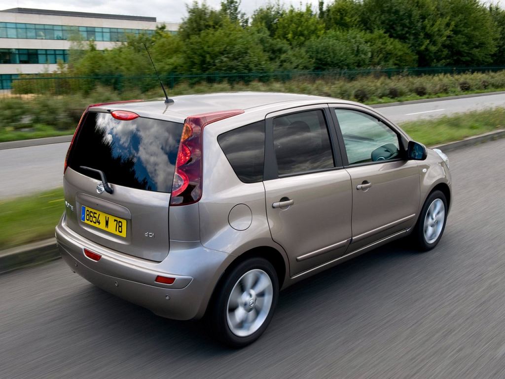 Покупаем б/у: Nissan Note и Kia Venga. Два просторных минивэна по хорошей цене