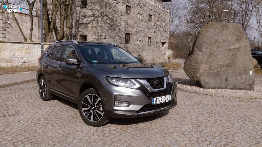 Nissan X-Trail прибыл в Студию Бизнеса. Как маленький двигатель работает в большом внедорожнике?