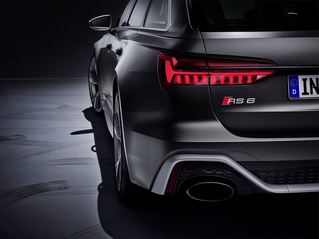 Новая Ауди РС6. Семейный универсал с 600-сильным V8 под капотом
