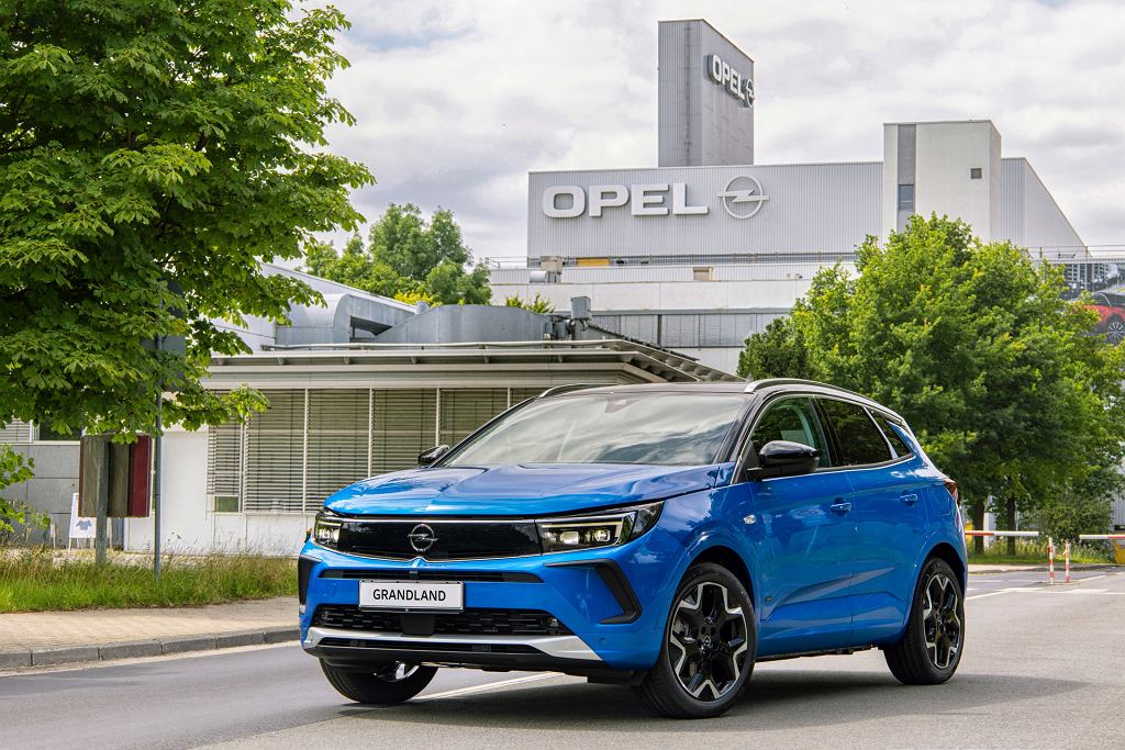 Новый Opel Grandland официально. Изменения не ограничиваются удалением X