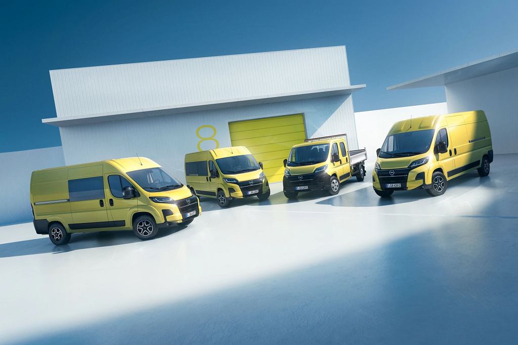 Opel Movano после изменений с тремя типами привода, 30 вариантами и грузоподъемностью до 2 тонн.