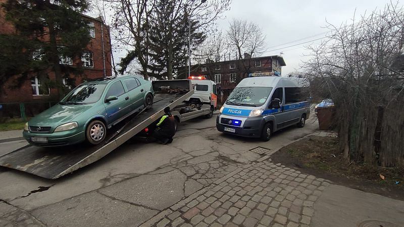 Город не будет просто буксировать вашу машину. Бывают случаи, когда он их продаст