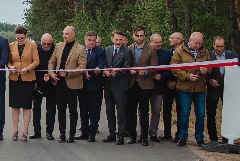 Окружную дорогу в Подляском воеводстве открыл 21 человек. Сидений у створки не было