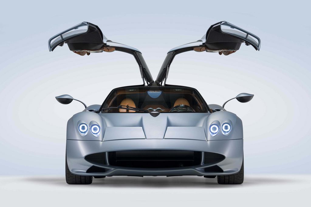 Таких Pagani Huayra построено (на данный момент) всего две. Каждый стоимостью 7 миллионов евро [ВИДЕО]