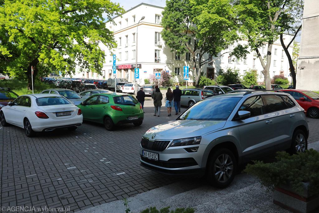 Штрафы за парковку. Иногда это до 1000 злотых или 7 штрафных баллов.