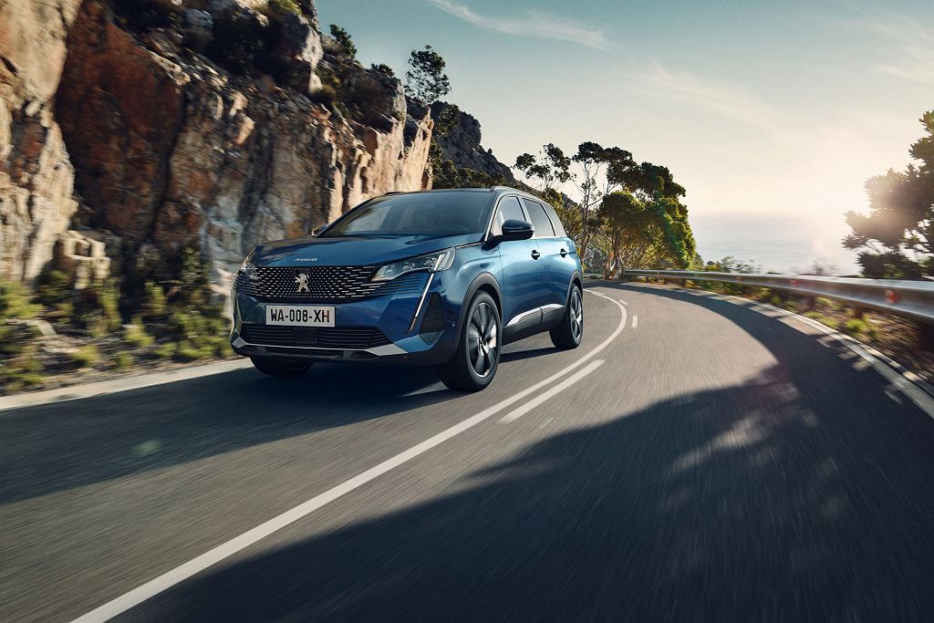 Красивый внешний вид, преимущества внедорожника и неповторимый характер – Peugeot 5008 грядёт!