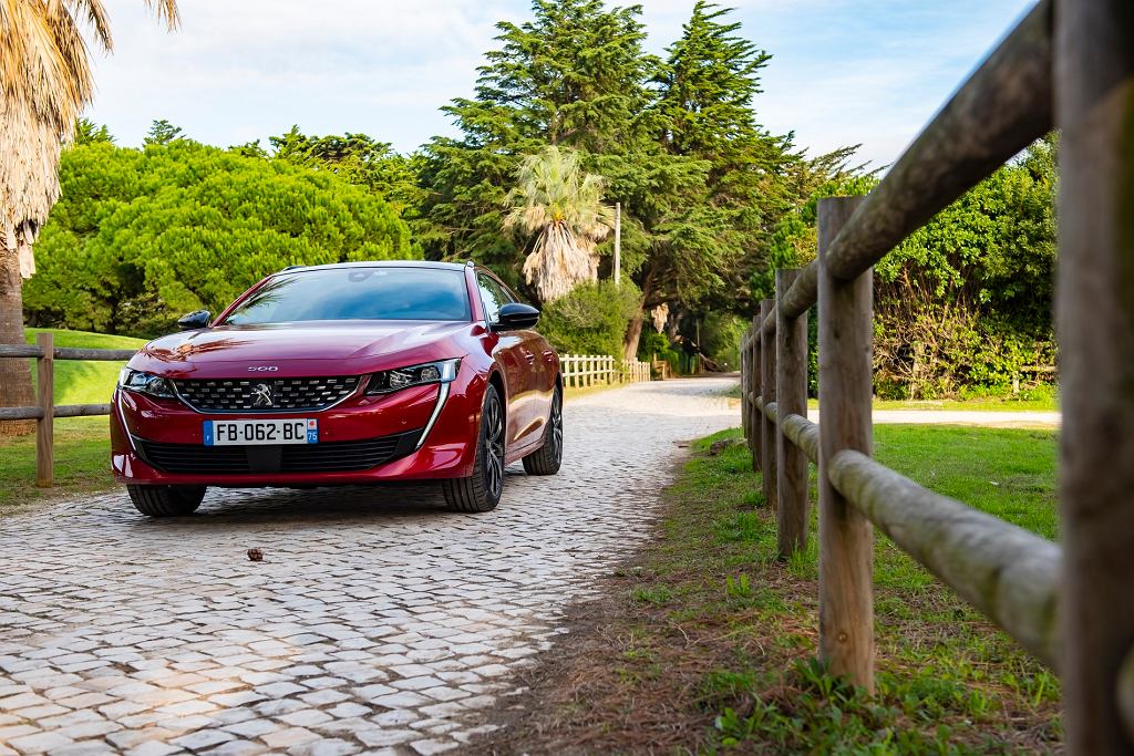 Peugeot 508 SW 2.0 BlueHDi 180 - отзывы Moto.pl. Комфорт превыше всего