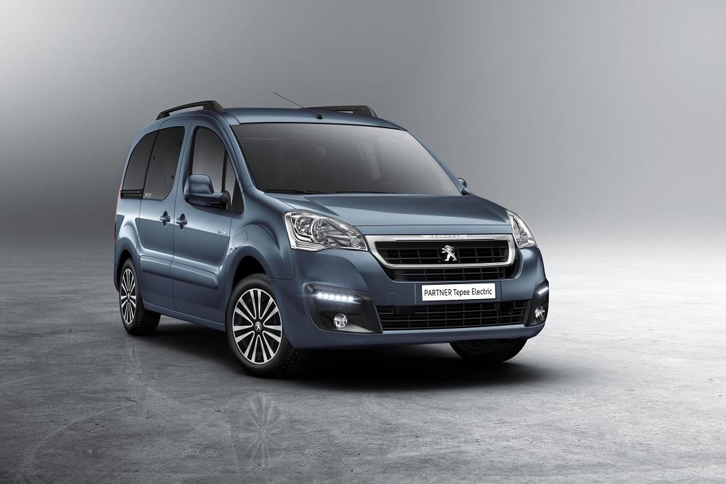 Peugeot Partner Типи | Заряжается от розетки