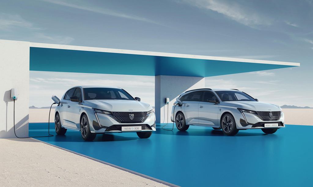 Новые электрические компактные автомобили доступны в Польше. Peugeot e-308 и e-308 SW - ПРАЙС-ЛИСТ