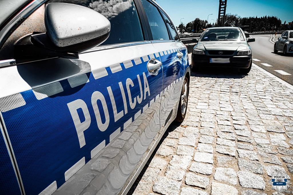 Он употреблял алкоголь во время движения по оживленной скоростной автомагистрали. На этот раз это не сработало