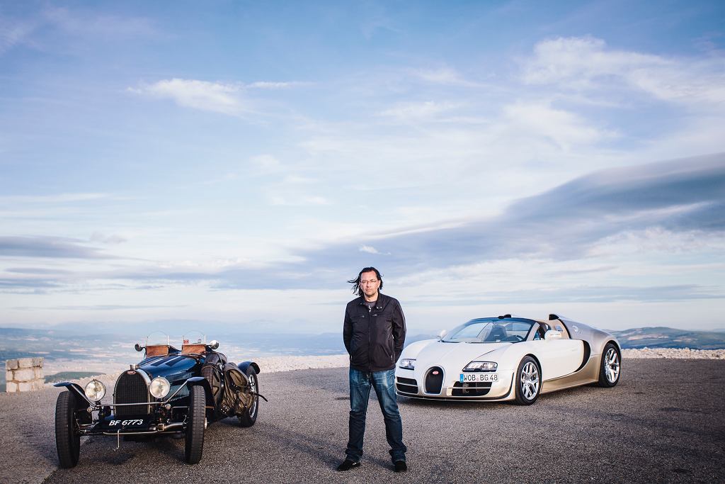 Я уважаю Veyron, крутящий момент в 1500 ньютон-метров является достаточной причиной, но мне действительно нужно посмотреть, действительно ли это чемпион по прямой.