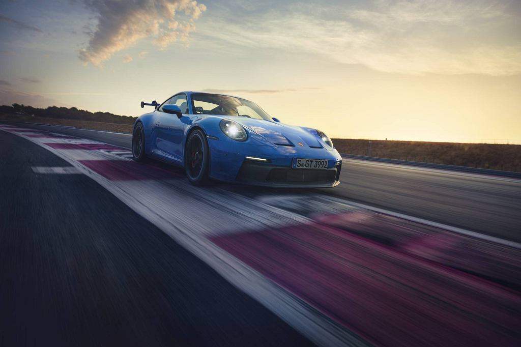 Новый Porsche 911 GT3 – да здравствует король! Меньше 7 минут в Зеленом аду
