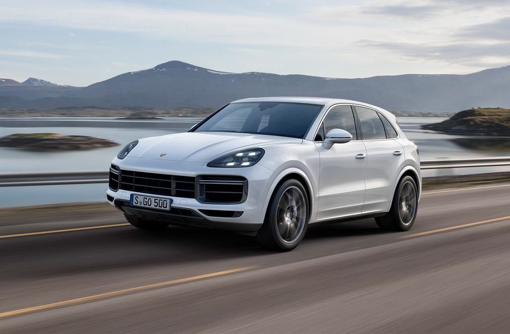 Порше не может решить. Будет ли Cayenne Coupe?