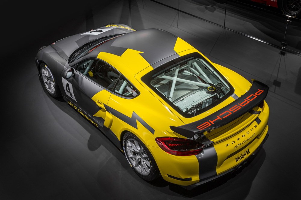 Видео | Porsche Cayman GT4 Clubsport в действии