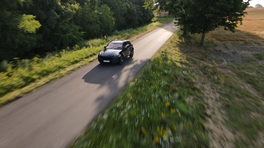 Мнения Moto.pl: Porsche Macan S — небольшой внедорожник, который рычит и много пьет. Однако не стоит его недооценивать