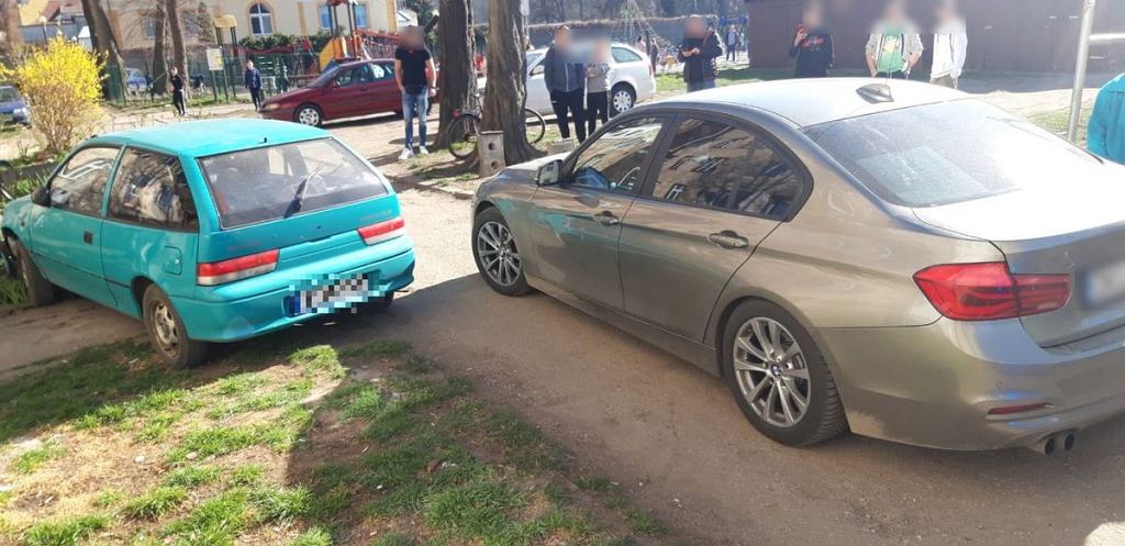 Она хотела сбежать от группы SPEED на своем старом Suzuki. На тротуаре... с метамфетамином в сумочке.