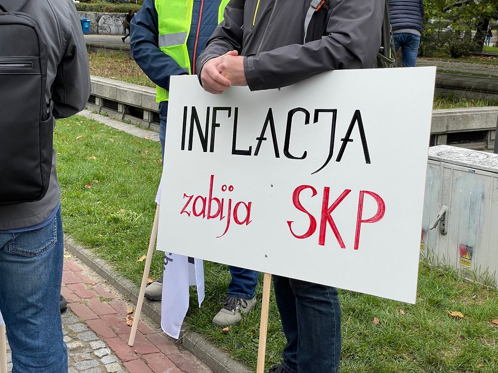 «Мы не Рекси с пятью степенями». Протест диагностов в Варшаве