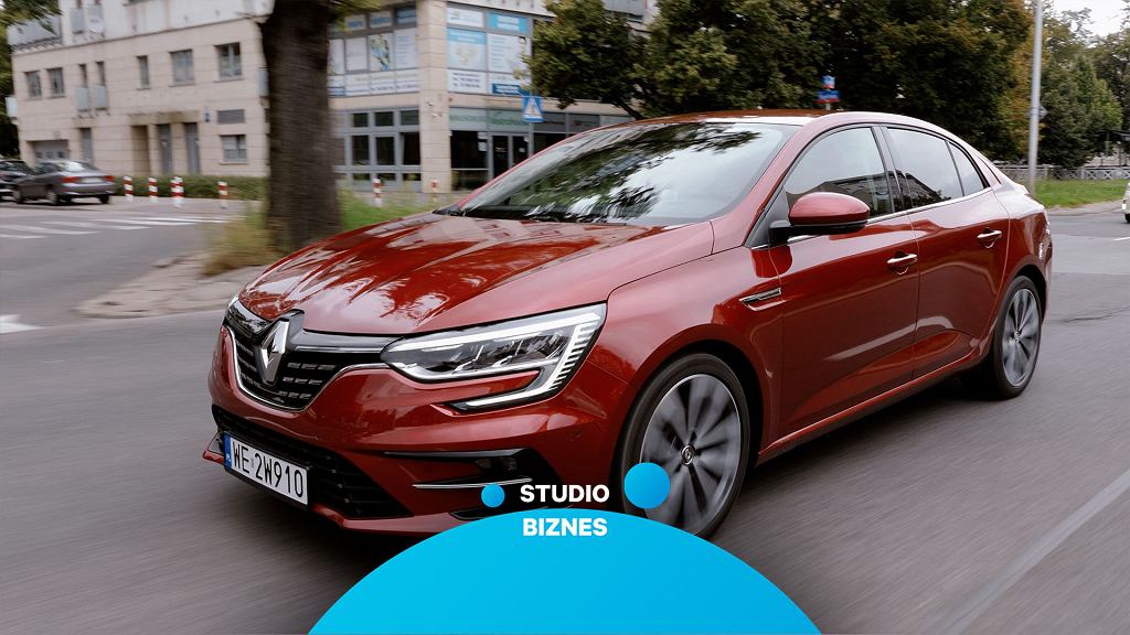 Сегодня в Студии Бизнеса Renault Megane Grand Coupe. Хэтчбек превратился в элегантный седан