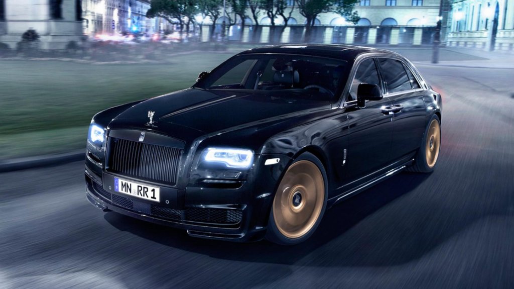 Rolls-Royce в качестве помощи на дороге. поляк может