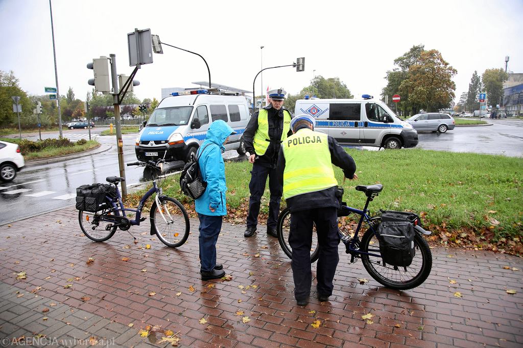 Езда на велосипеде в нетрезвом виде – штраф. Это 500 злотых, но есть еще штраф и даже тюремное заключение.
