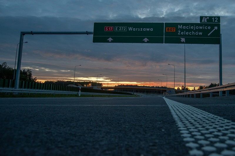 S17 — к праздникам добавлено больше километров. Мы преодолеем маршрут Люблин-Варшава быстрее