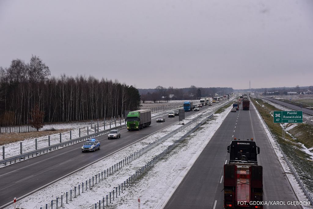 Ключевой раздел S7 открылся к Рождеству. Новые 50 км между Варшавой и Трисити