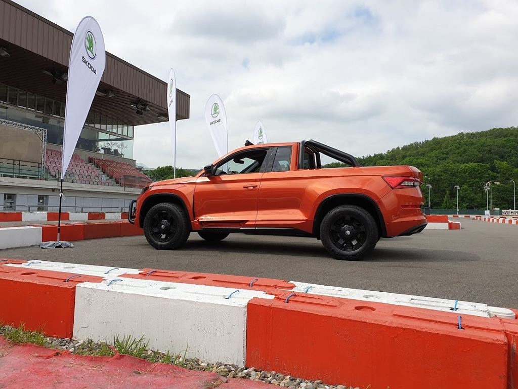 Мнения Moto.pl. Skoda Mountiaq — уникальный пикап, построенный подростками