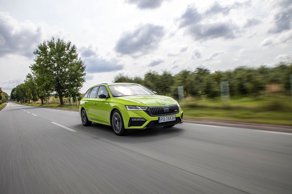 Шкода Октавия 1.0 TSI | Первая поездка | Сильная сторона в линейке